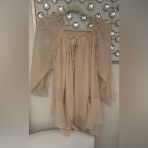 Women’s ruffle tunic blouse